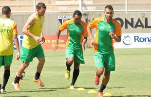 Imagens do treino do Amrica em Muria