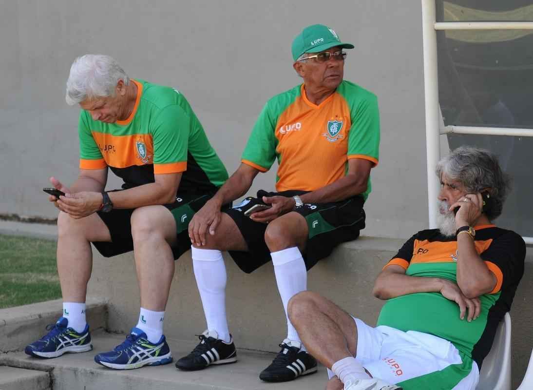 Imagens do treino do Amrica em Muria