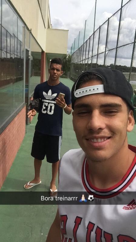 Imagens do treino do Amrica em Muria