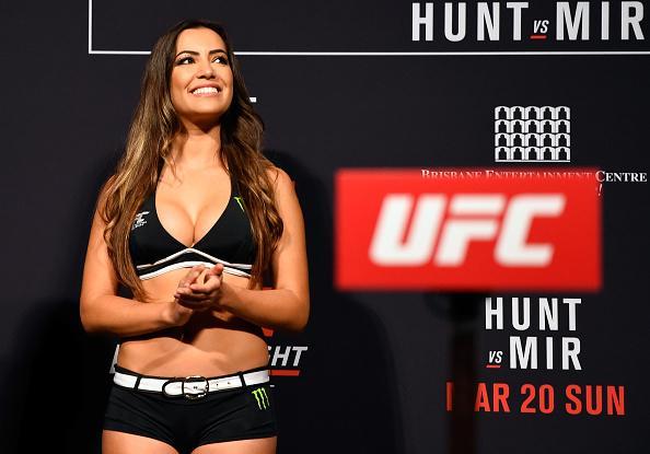 Pesagem do UFC Fight Night Brisbane - A otagon girl brasileira Luciana Andrade