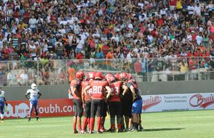 Imagens do jogo entre Minas Locomotiva e Get Eagles no Independncia