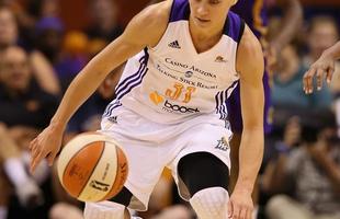 Veja fotos de Erin Phillips, musa do basquete australiano