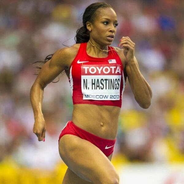 Veja fotos de Natasha Hastings, musa do atletismo dos EUA
