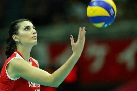 Veja fotos de Neslihan Demir Darnel, do vlei da Turquia