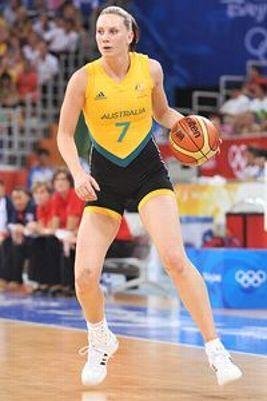 Veja fotos de Penny Taylor, do basquete australiano