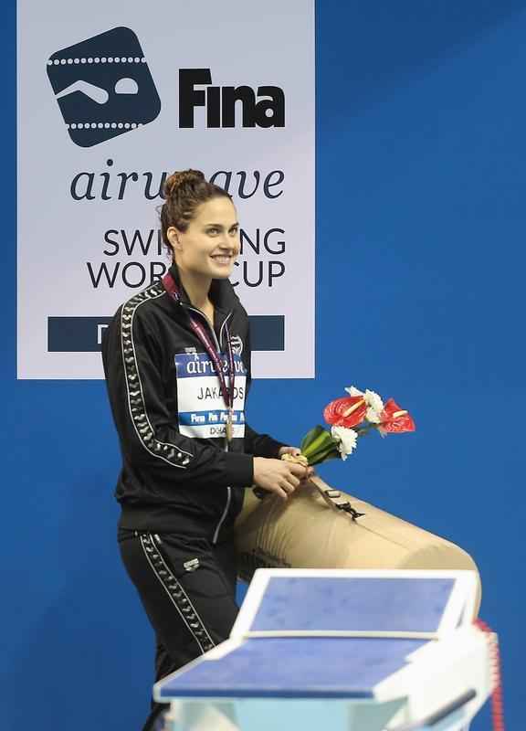 Veja fotos de Zsuzsanna Jakabos, hngara da natao