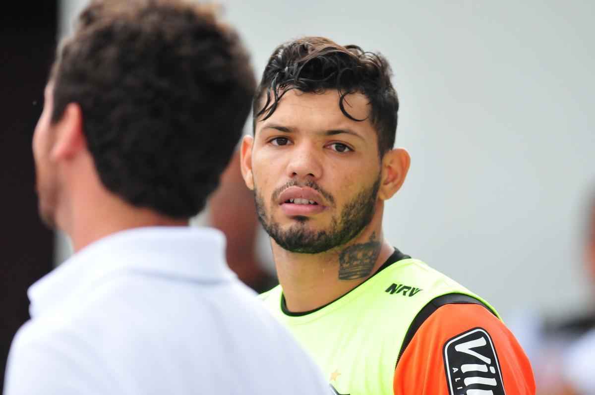 Treino do Atltico nesta quarta-feira na Cidade do Galo. Aguirre comeou a montar time do clssico