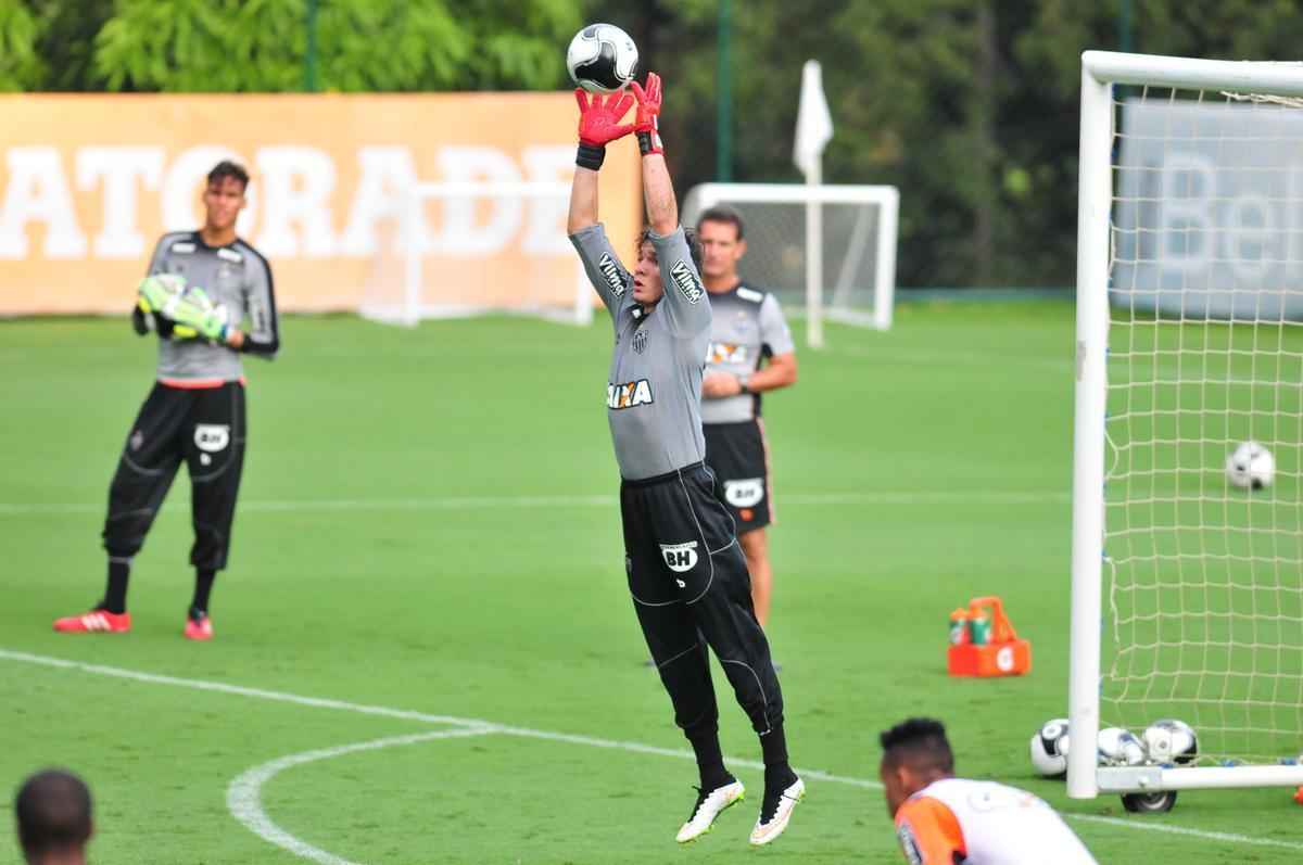 Treino do Atltico nesta quarta-feira na Cidade do Galo. Aguirre comeou a montar time do clssico