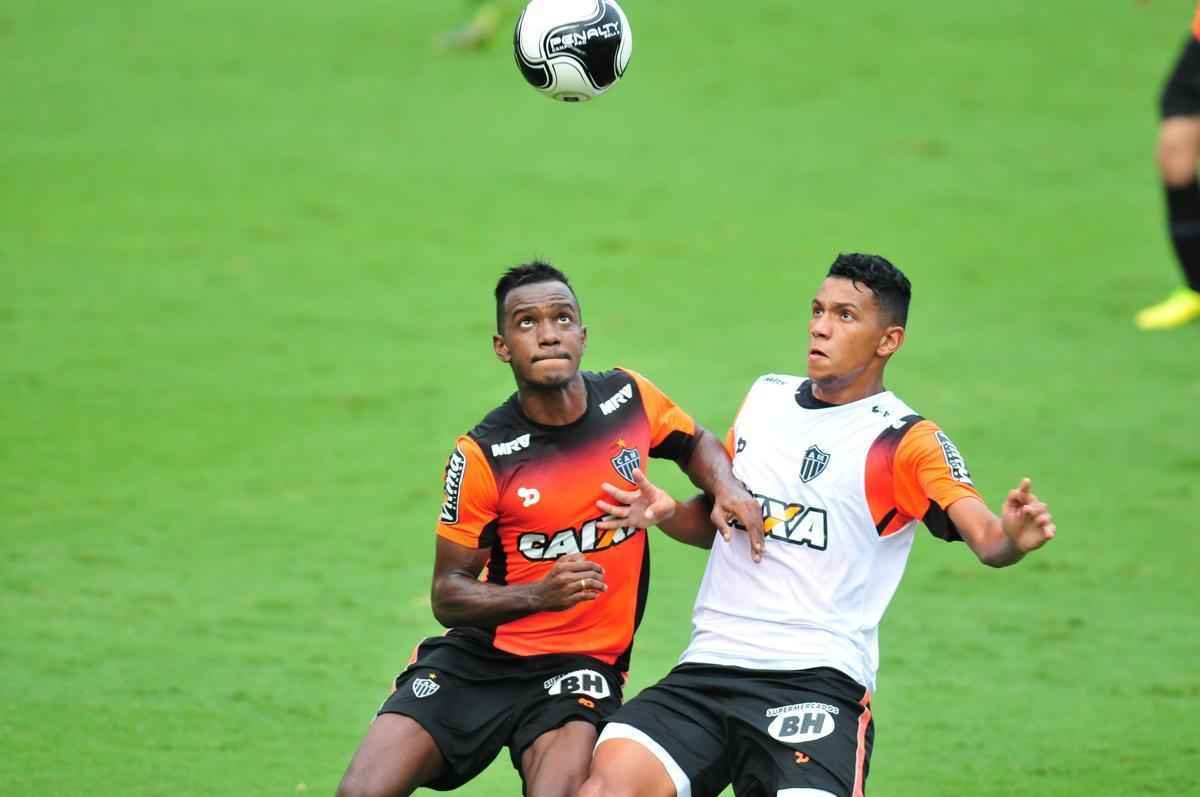 Treino do Atltico nesta quarta-feira na Cidade do Galo. Aguirre comeou a montar time do clssico