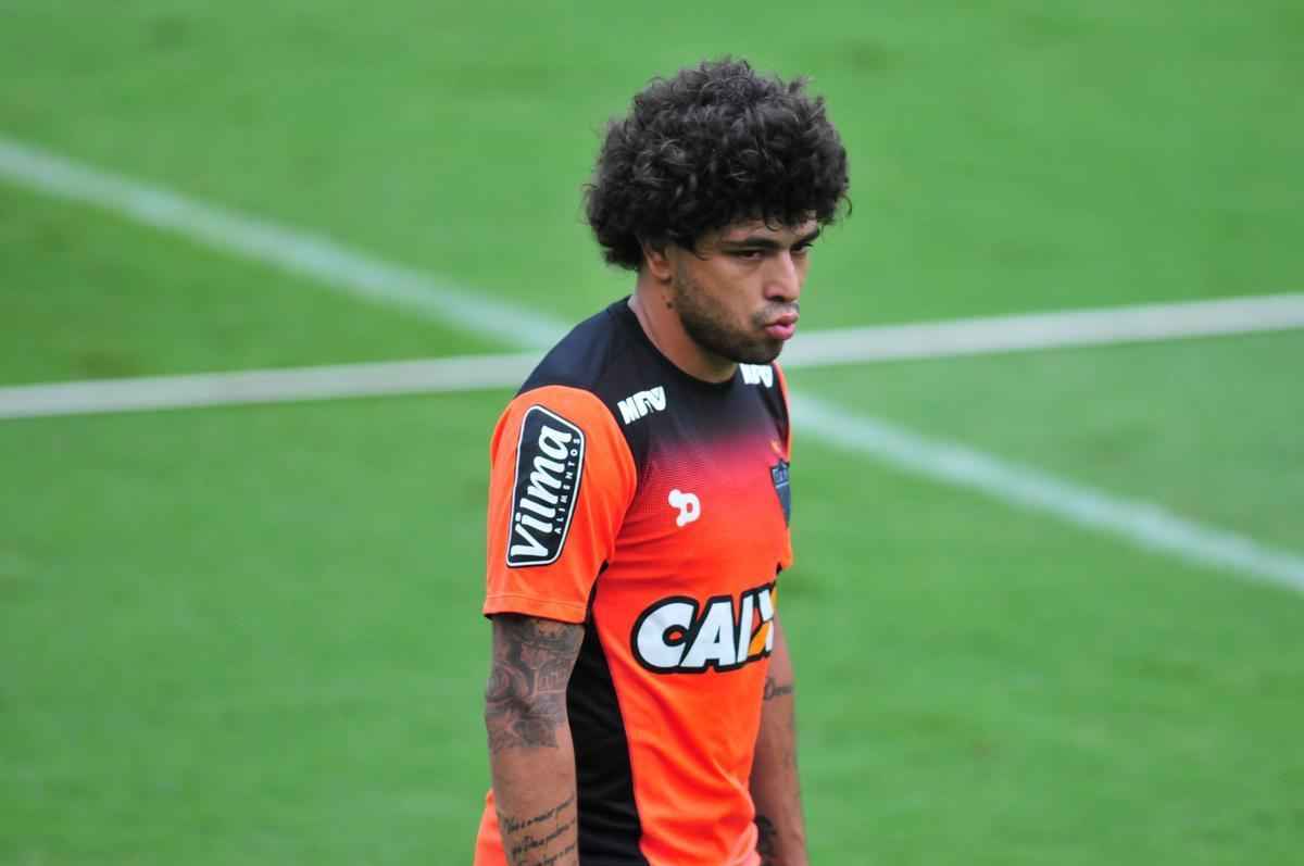 Treino do Atltico nesta quarta-feira na Cidade do Galo. Aguirre comeou a montar time do clssico