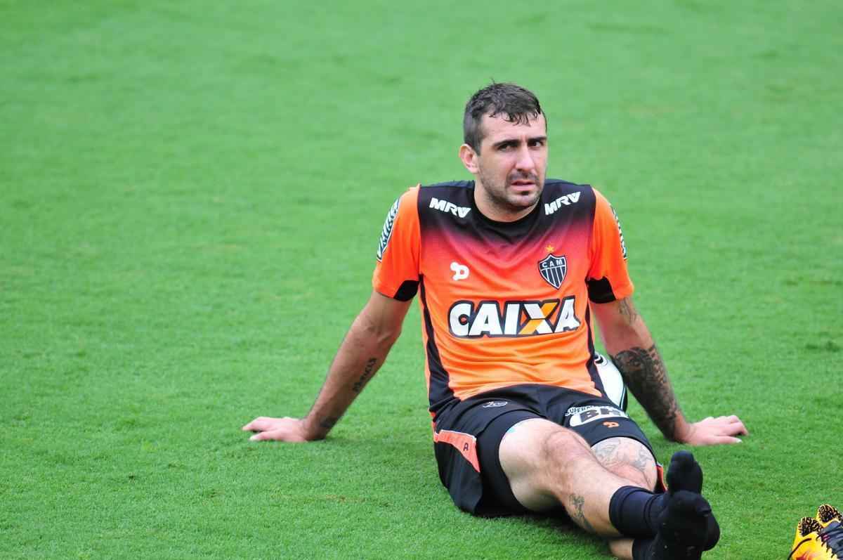 Treino do Atltico nesta quarta-feira na Cidade do Galo. Aguirre comeou a montar time do clssico