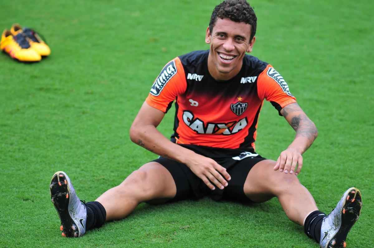 Treino do Atltico nesta quarta-feira na Cidade do Galo. Aguirre comeou a montar time do clssico