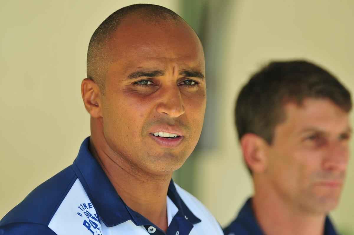 Imagens de lances do clssico mineiro realizado neste domingo, no Horto