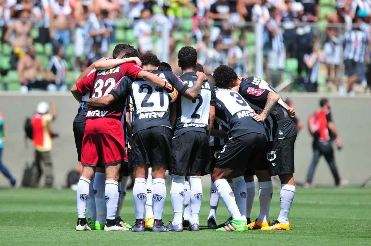 Imagens de lances do clssico mineiro realizado neste domingo, no Horto