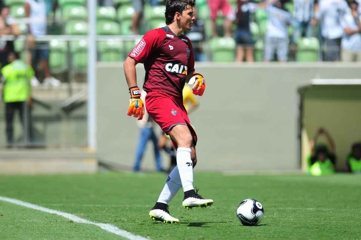 Imagens de lances do clssico mineiro realizado neste domingo, no Horto