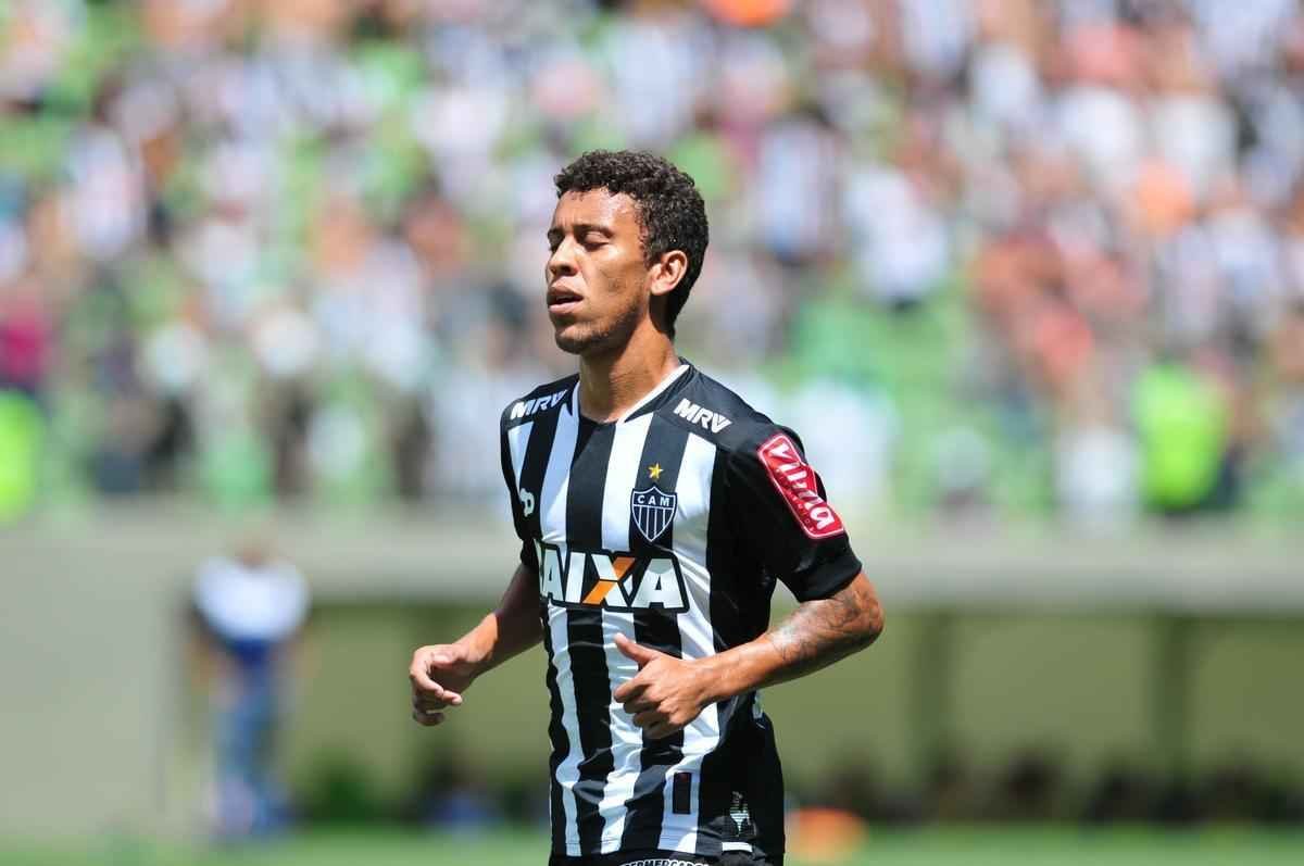 Imagens de lances do clssico mineiro realizado neste domingo, no Horto