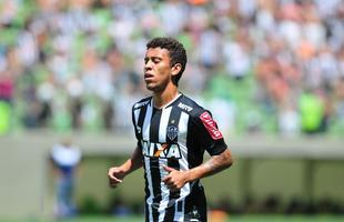 Imagens de lances do clssico mineiro realizado neste domingo, no Horto