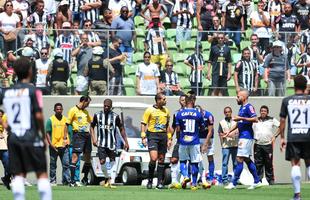 Imagens de lances do clssico mineiro realizado neste domingo, no Horto