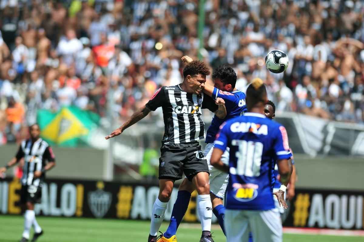 Imagens de lances do clssico mineiro realizado neste domingo, no Horto