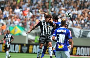 Imagens de lances do clssico mineiro realizado neste domingo, no Horto