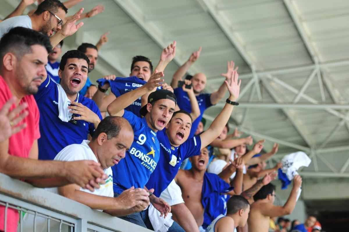 Cruzeirenses compareceram ao Independncia para o clssico