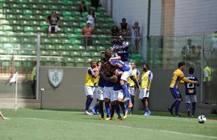 Rafael Silva comemora o gol da vitria do Cruzeiro sobre o Atltico