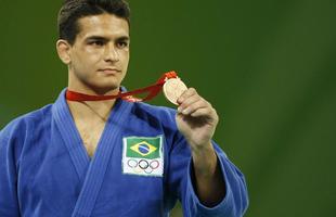 Veja fotos do muso Leandro Guilheiro, judoca brasileiro