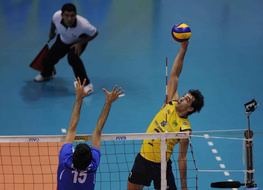 Veja fotos do ex-jogador de vlei, Giba