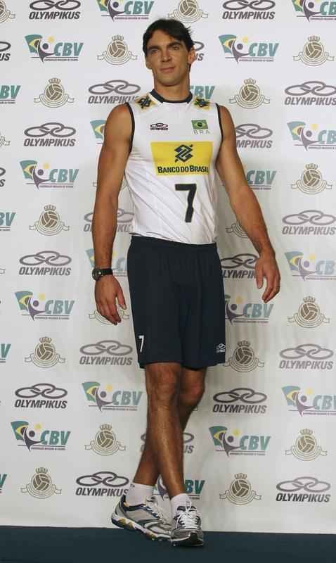 Veja fotos do ex-jogador de vlei, Giba