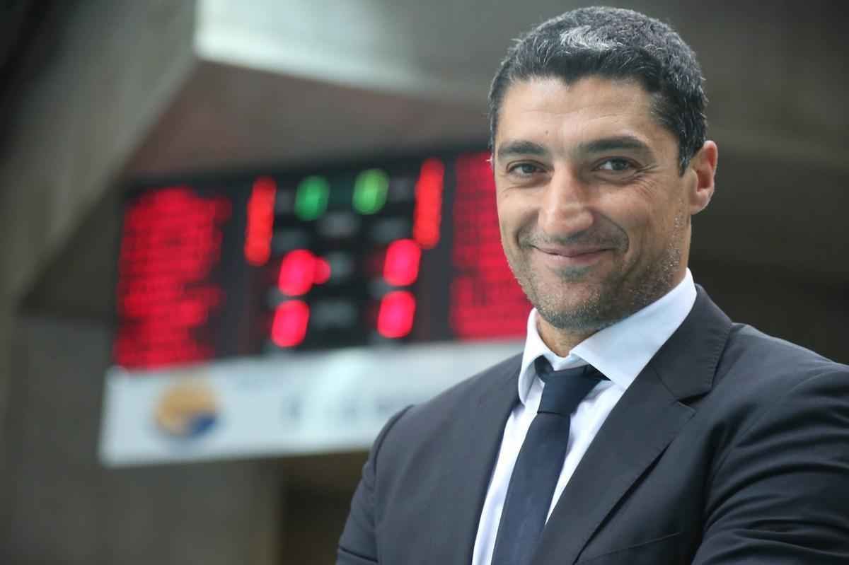 Veja fotos do muso Andrea Giani, ex-jogador da Seleo Italiana de veli