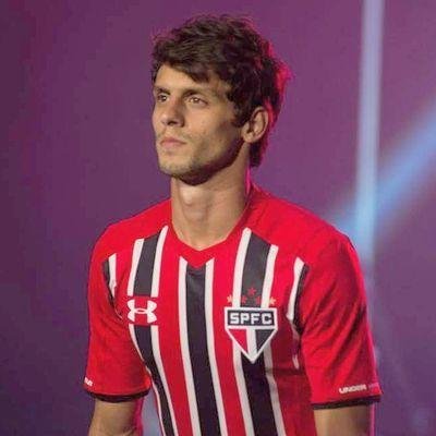 Veja fotos de Rodrigo Caio, do futebol brasilero