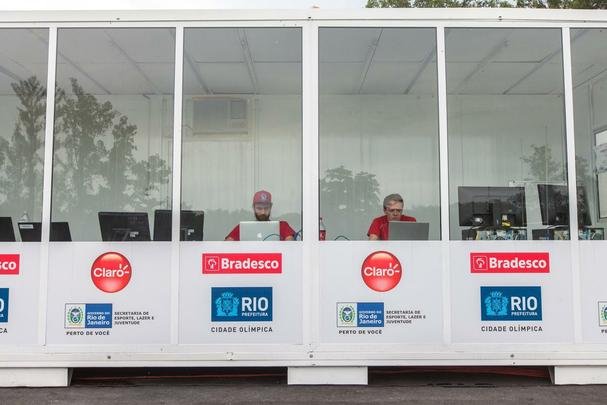 Estdio foi construdo sobre o campo de polo existente, ao lado da Arena de Deodoro e do Centro Aqutico