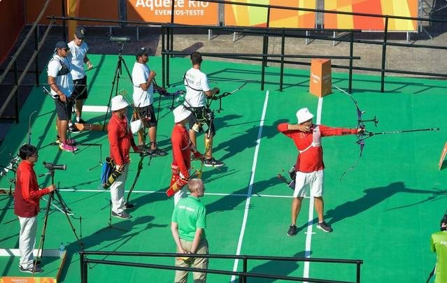 A instalao passou por reforma para os Jogos. Para a maratona, 30 mil espectadores ocuparo lugares ao longo dos 600 metros da passarela do samba. Local ainda receber provas de tiro com arco
