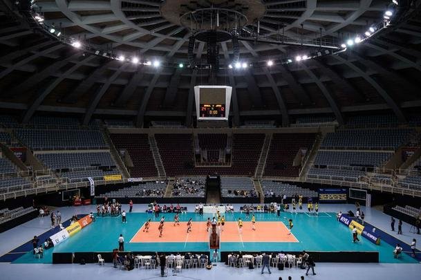 Casa do voleibol brasileiro, o Maracanzinho foi reformado para o Pan'2007 e ganhou quadras de aquecimento para os Jogos.