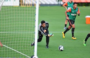 Lauro participou de treino, na Cidade do Galo, junto com o elenco do Atltico pela primeira vez