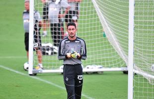 Lauro participou de treino, na Cidade do Galo, junto com o elenco do Atltico pela primeira vez