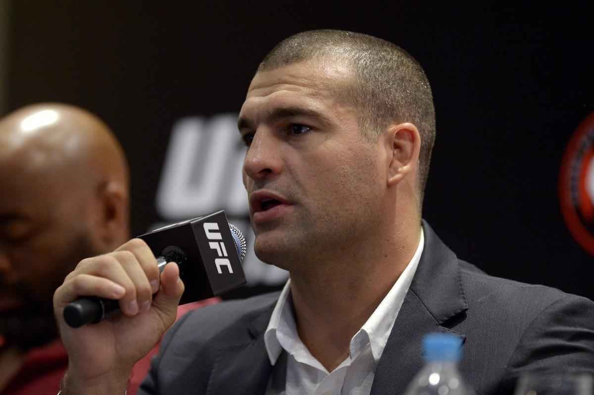 Imagens da coletiva do UFC 198, no Rio de Janeiro - Mauricio Shogun na entrevista