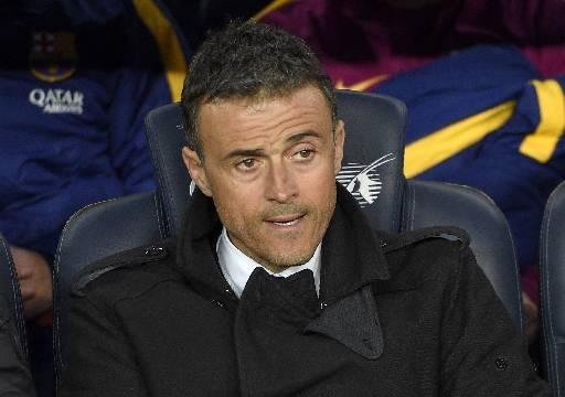 Atual lder do Campeonato Espanhol, o Barcelona recebe o terceiro colocado, Real Madrid, no Camp Nou