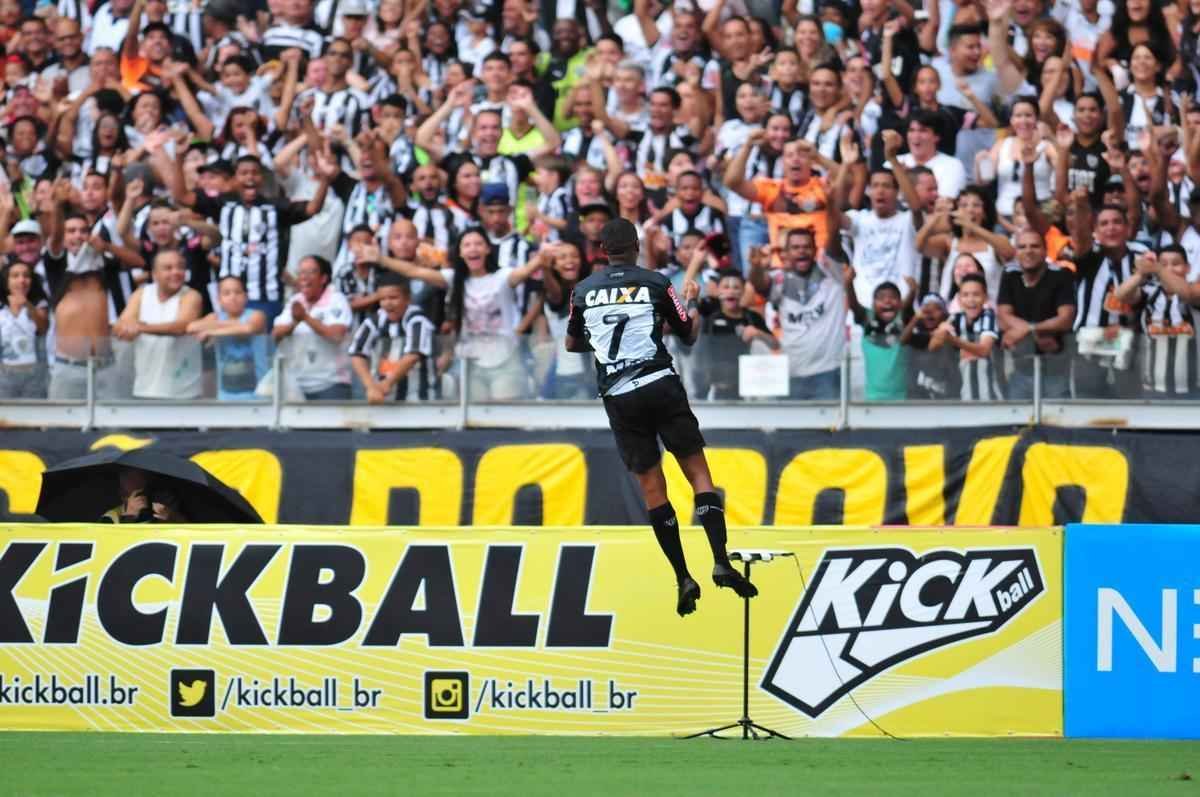 Com show de Robinho, Atltico vence o Villa Nova no Mineiro e garante classificao