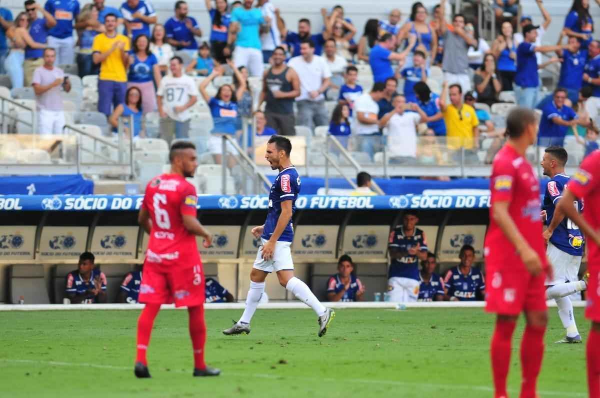 Cruzeiro e Guarani se enfrentaram no Mineiro pelo Campeonato Mineiro
