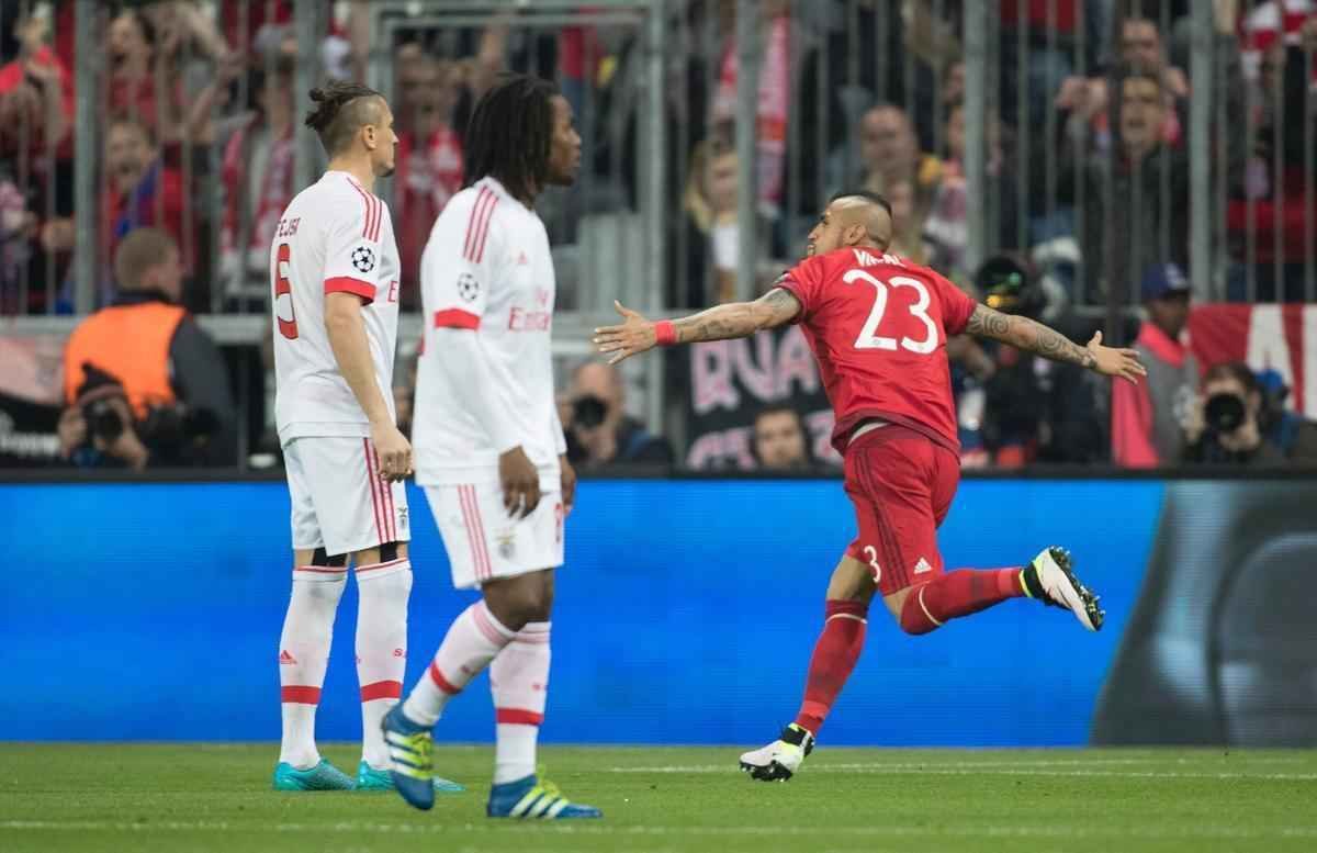 No Allianz Arena, volante chileno Vidal marcou o nico gol da partida