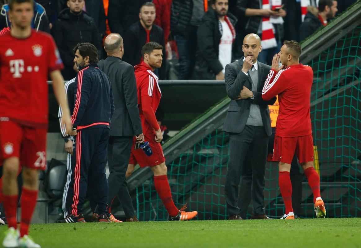 No Allianz Arena, volante chileno Vidal marcou o nico gol da partida