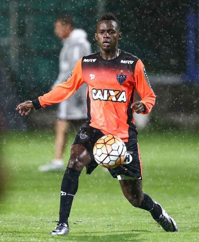 Fotos do treino do Atltico no Estdio Rumiahui