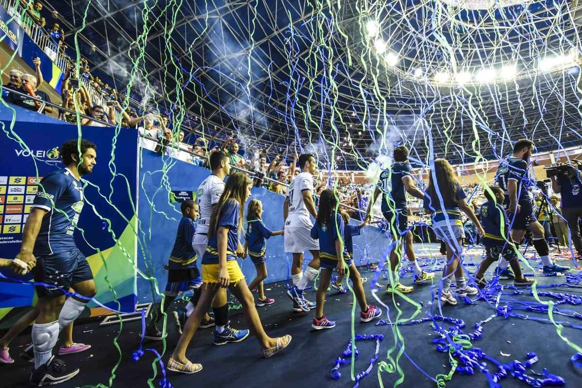 imagens da deciso da Superliga Masculina entre Cruzeiro e Campinas