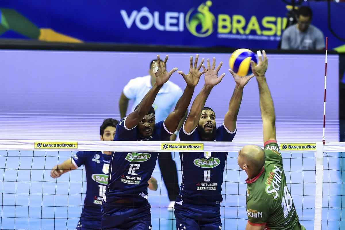 imagens da deciso da Superliga Masculina entre Cruzeiro e Campinas