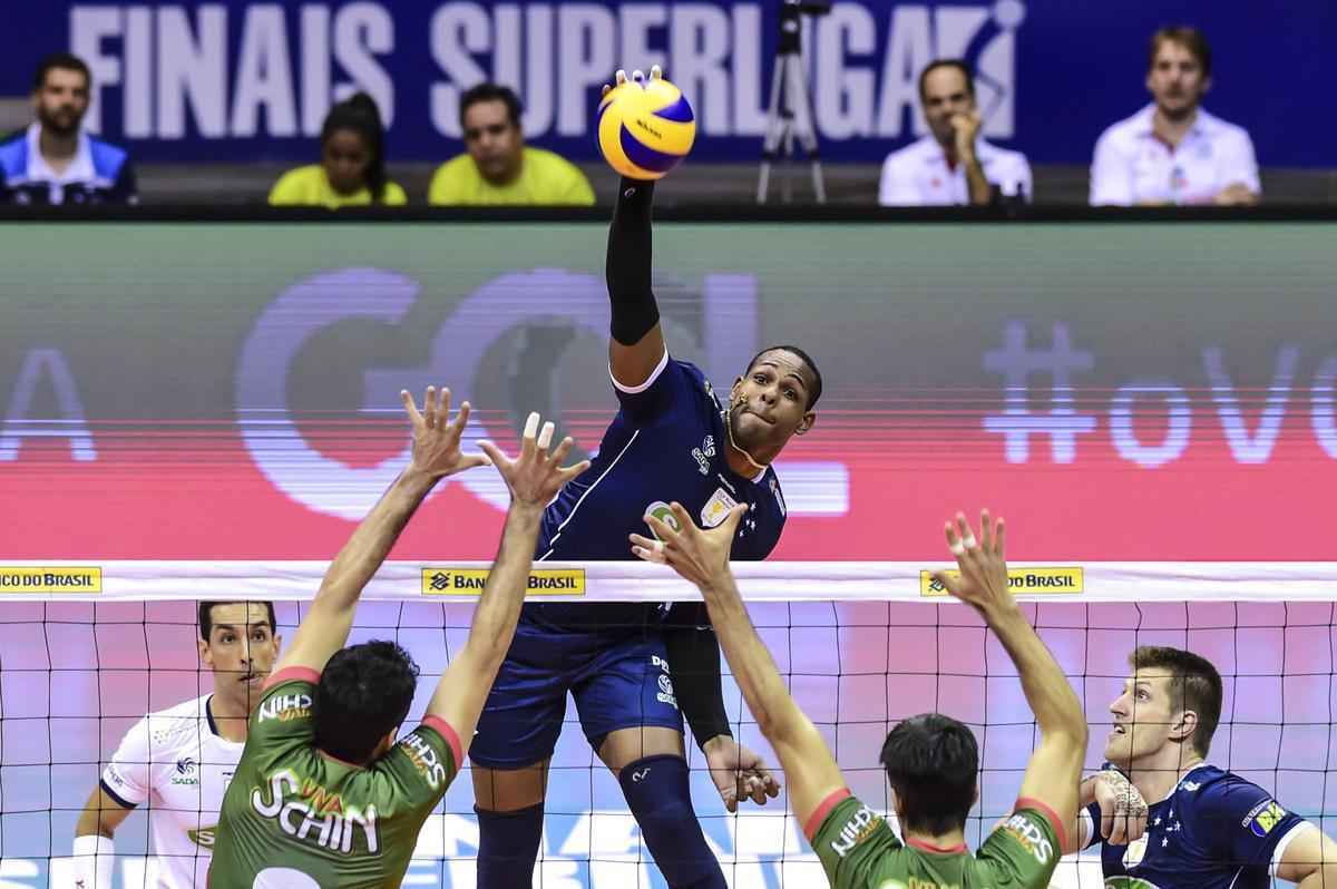 imagens da deciso da Superliga Masculina entre Cruzeiro e Campinas