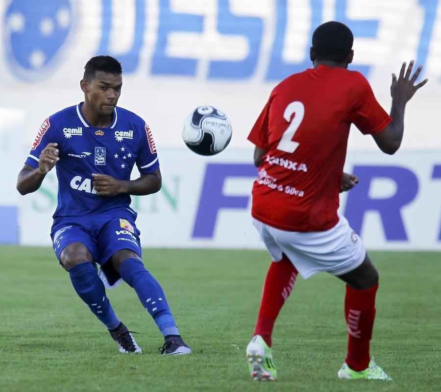 Fotos da partida entre Boa Esporte e Cruzeiro, pelo Estadual, no Dilzon Melo, em Varginha
