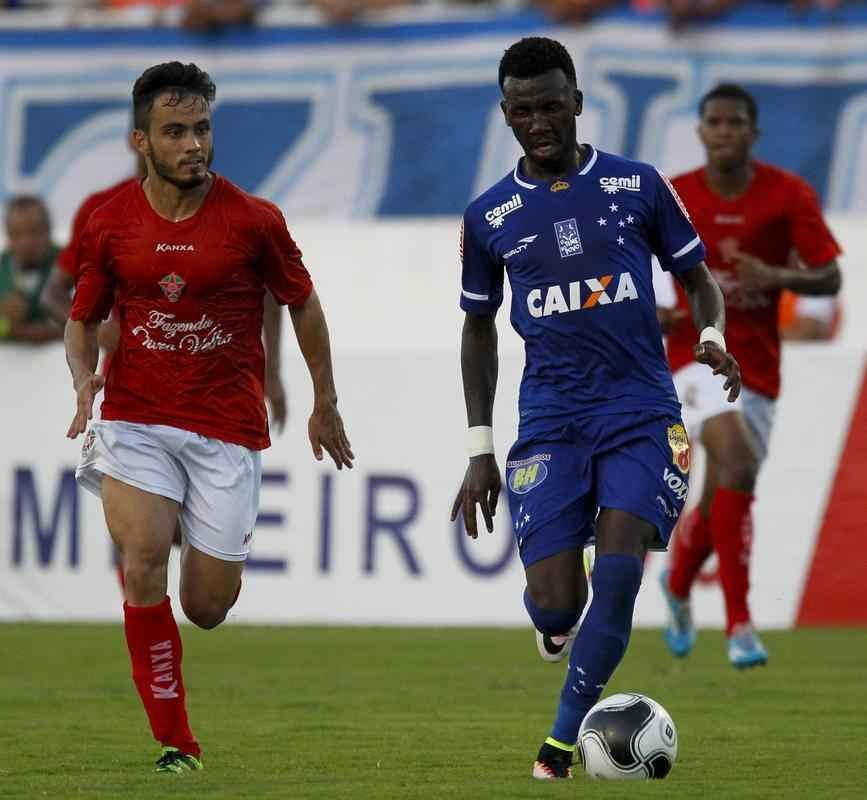 Fotos da partida entre Boa Esporte e Cruzeiro, pelo Estadual, no Dilzon Melo, em Varginha