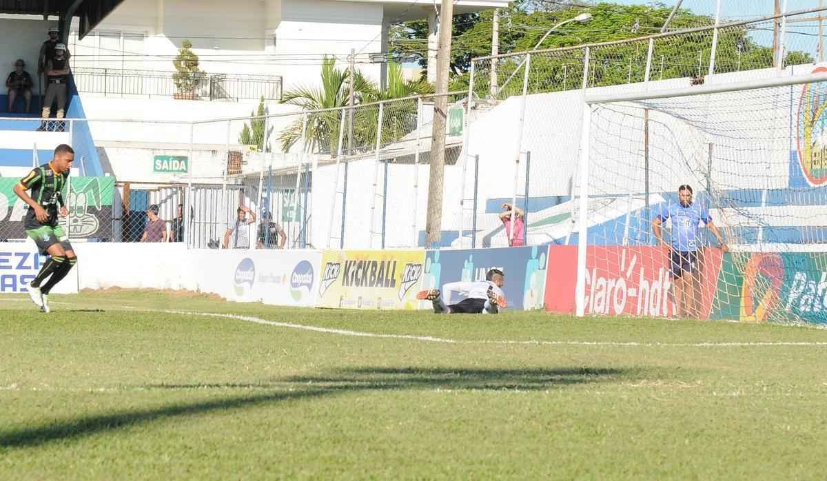 Empate em Patos de Minas faz com que Amrica e URT enfrentem, respectivamente, Cruzeiro e Atltico nas semifinais