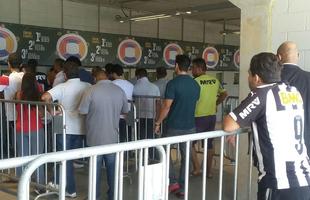 Venda de ingressos par Atltico x Melgar no Mineiro comea com filas